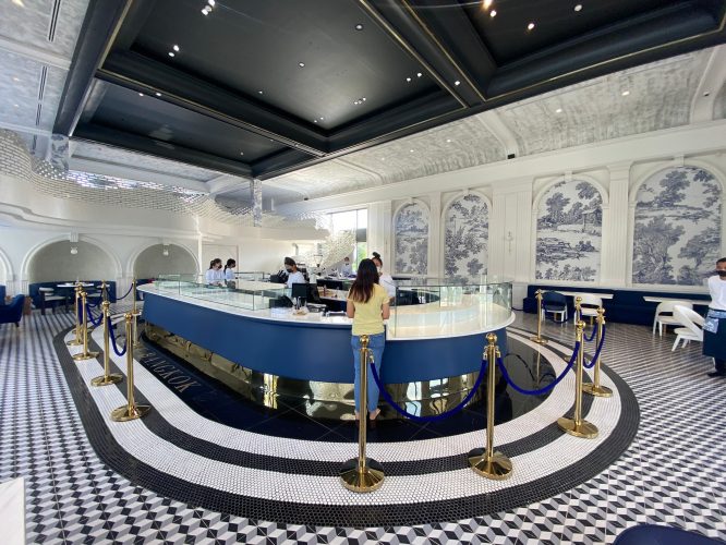 LINE_ALBUM_Scene bangkok_๒๒๐๘๐๒_16